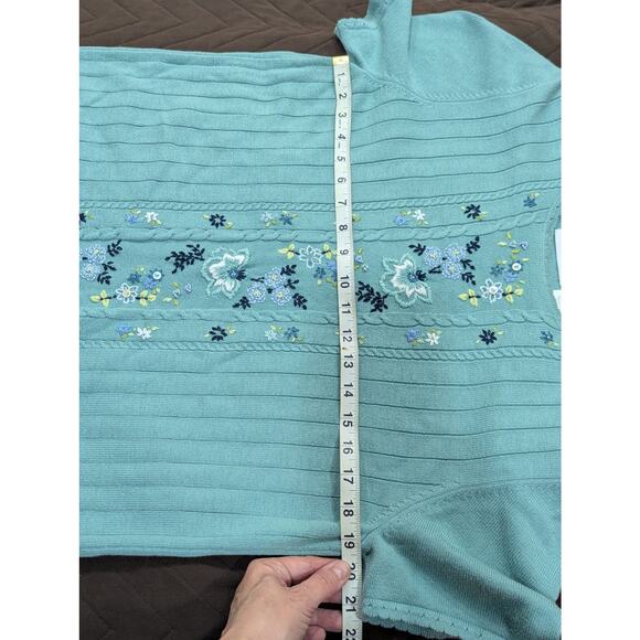 Pretty VINTAGE 1990s Alfred Dunner aqua short sleeve knit floral sweater size M - Picture 6 of 9